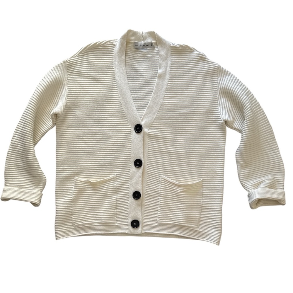 ZARA Knit | White Cardigan Oversized Ribbed Design Black Buttons Size Small